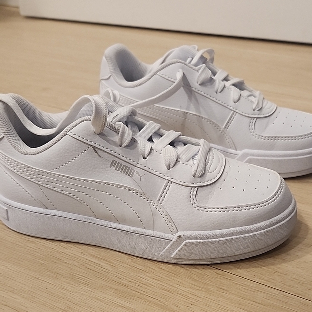 Puma White Sneakers with Smooth Leather Upper and Rubber Sole